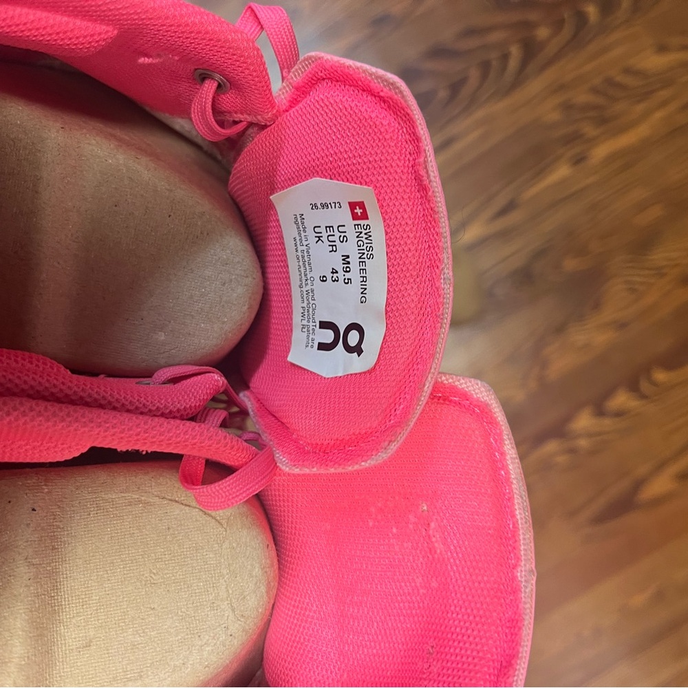 On Running Women's Shoes - Pink